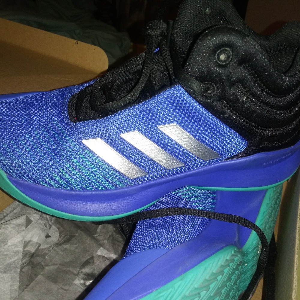 PRO SPARK ADIDAS